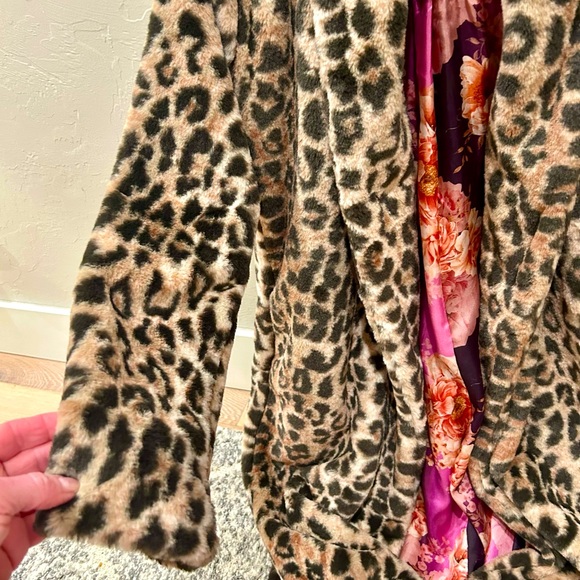Johnny Was Leopard fur coat - Picture 5 of 12